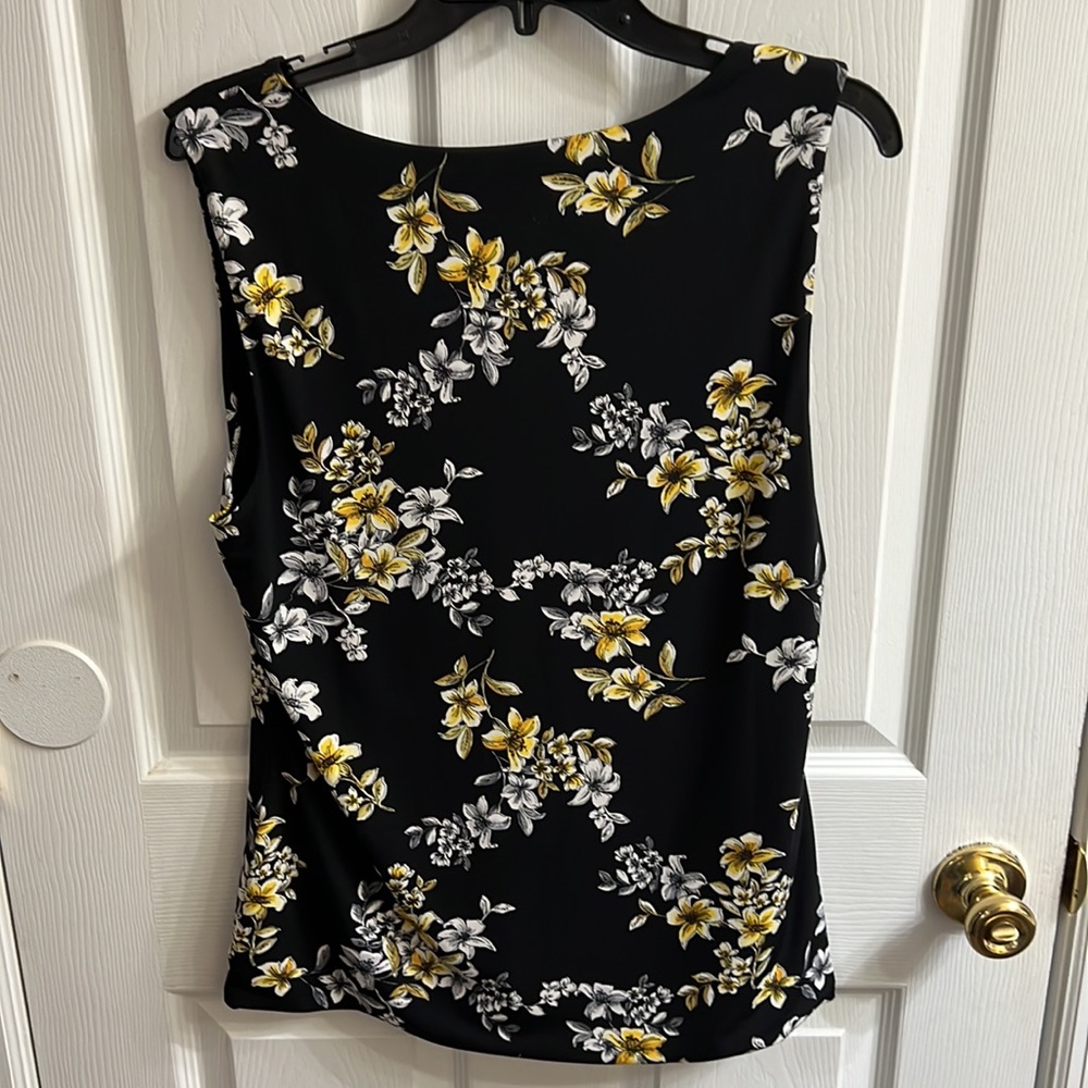 Top - Picture 3 of 3